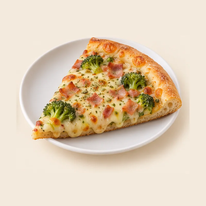 Fatia de pizza de brócolis com bacon