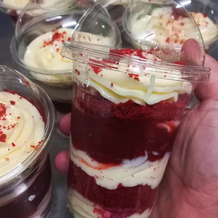 Copos de red velvet da Tody
